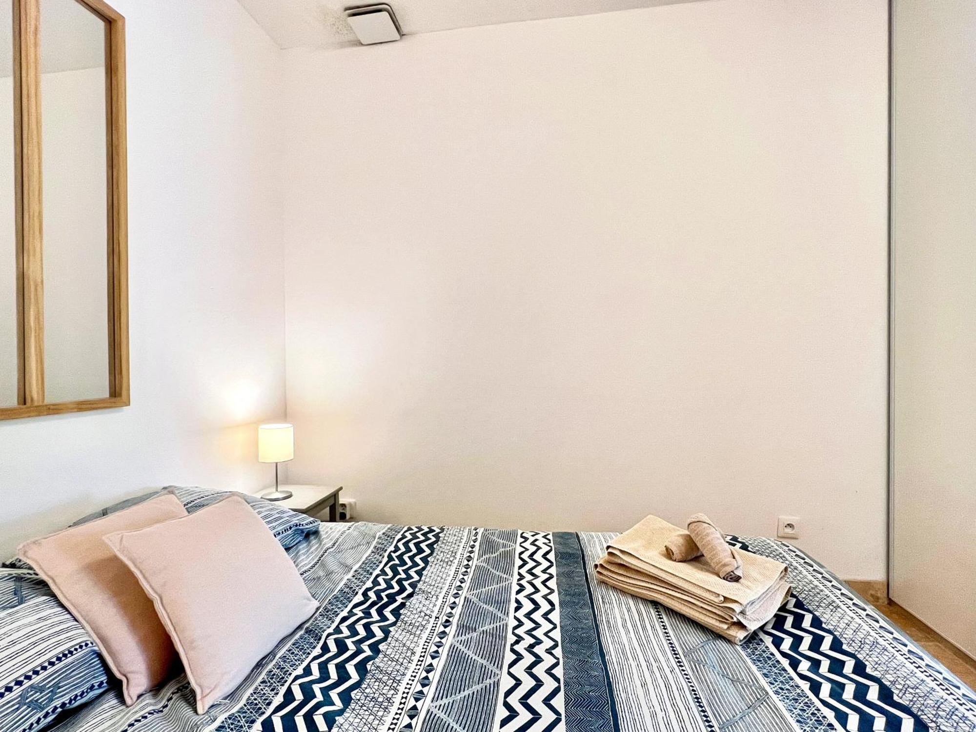 Lou Maestoso - Cosy, Campagne, Clim, 2 Personnes Lancon-Provence